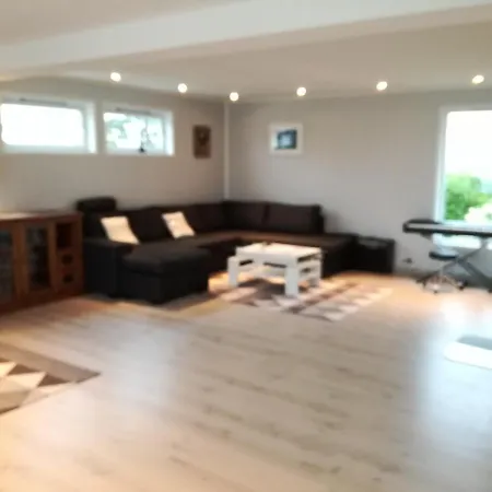 Semesterbostad Odderhei, Spacious & Family Friendly House, Sunny Veranda