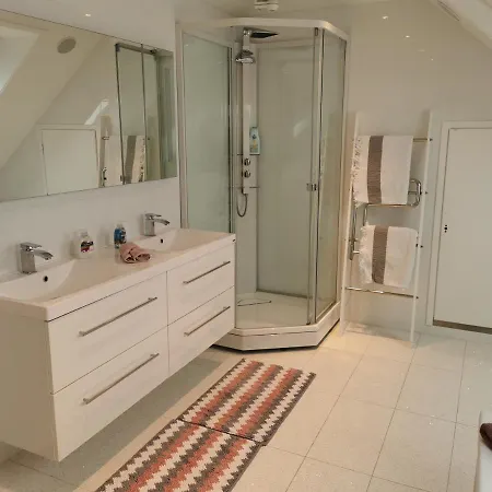 Semesterbostad Odderhei, Spacious & Family Friendly House, Sunny Veranda *